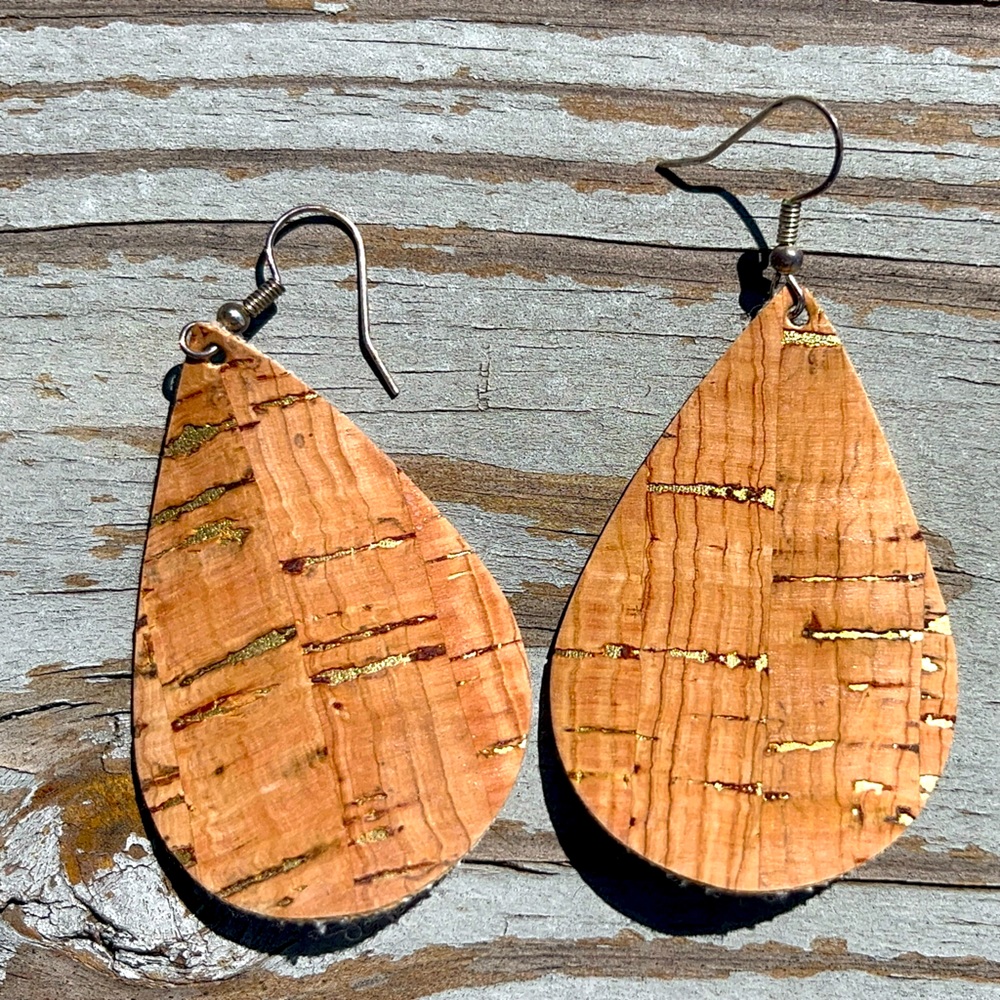 Leather Teardrop Earrings, Brown/Gold Flex